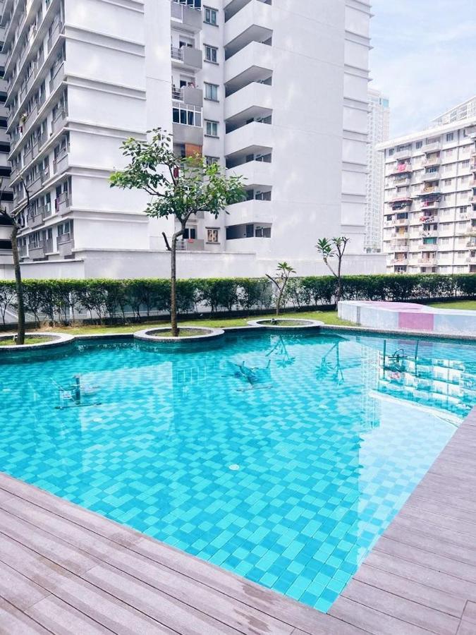 Connected Train 3 Bedrooms - Above Klgateway Mall 14 Kuala Lumpur Bagian luar foto