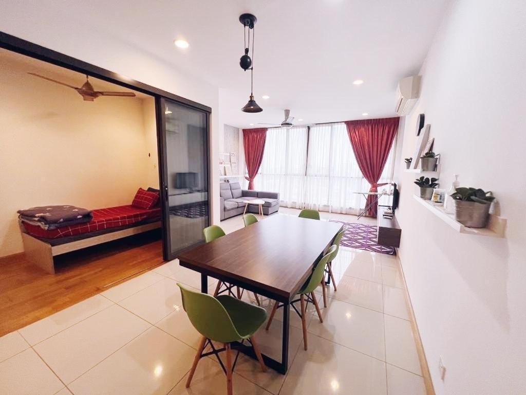 Connected Train 3 Bedrooms - Above Klgateway Mall 14 Kuala Lumpur Bagian luar foto